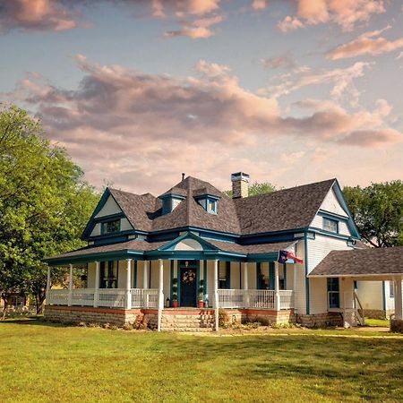 Blue Heron Bed And Breakfast On Lake Granbury Eksteriør bilde