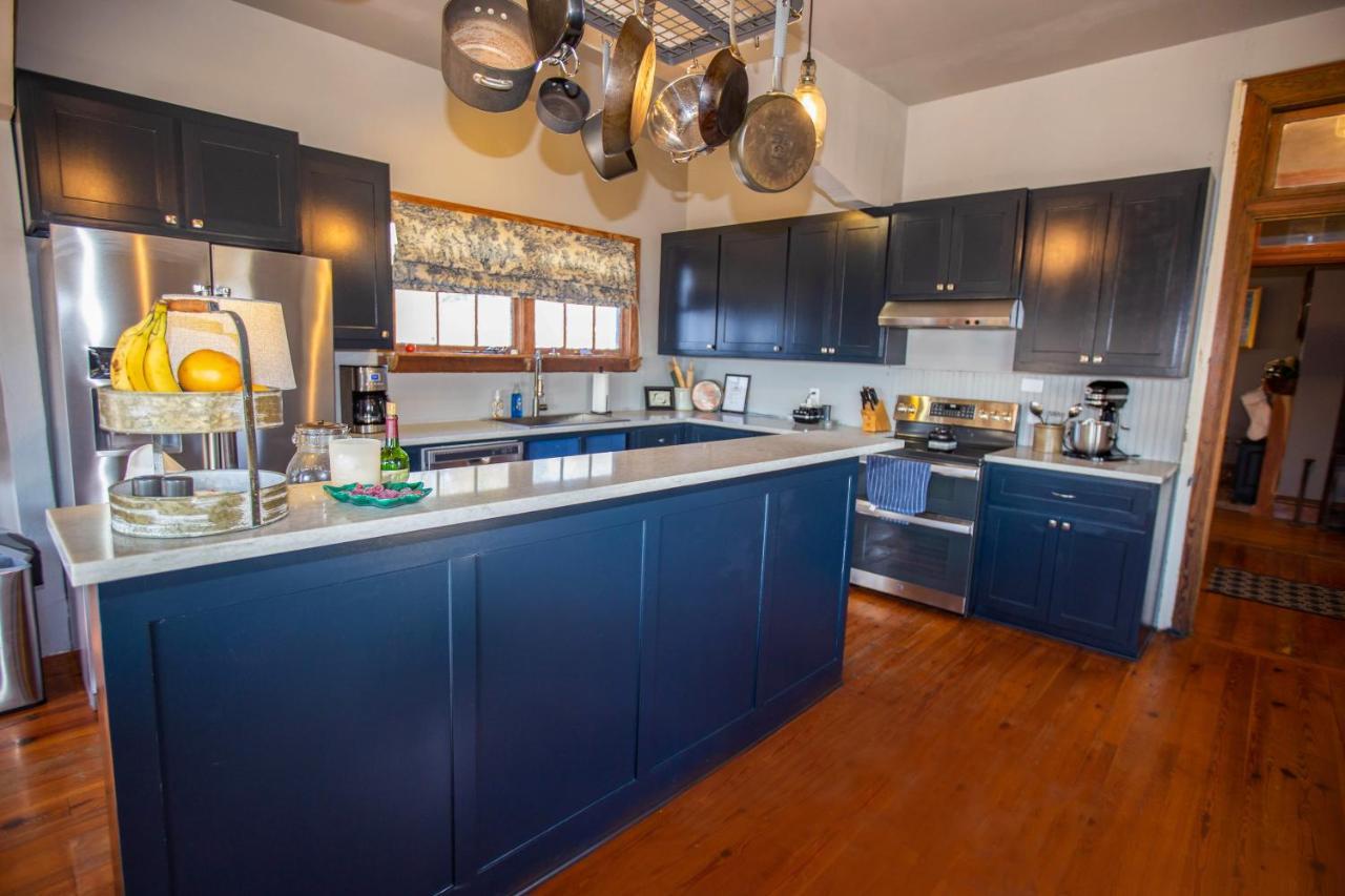 Blue Heron Bed And Breakfast On Lake Granbury Eksteriør bilde