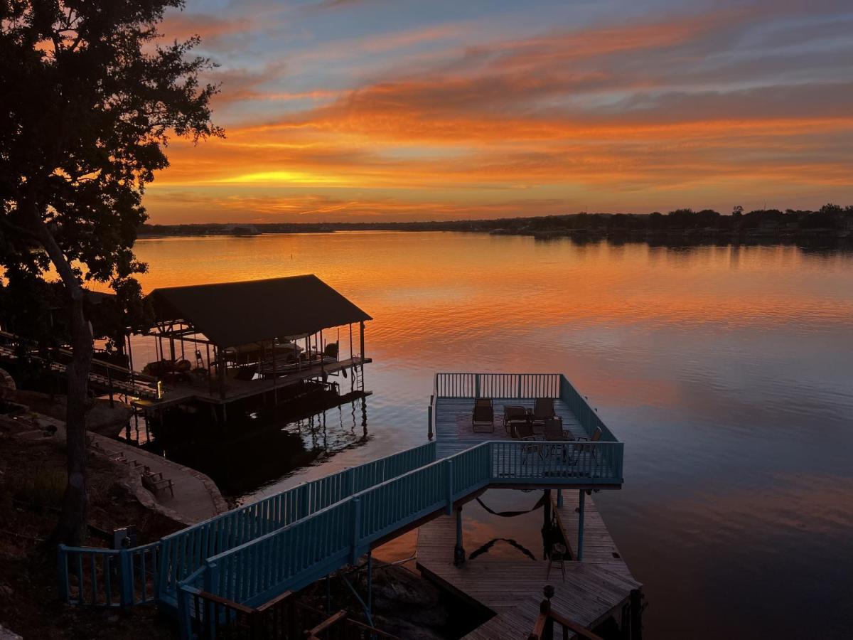 Blue Heron Bed And Breakfast On Lake Granbury Eksteriør bilde